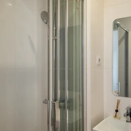 Apartman Akicity Penha Bold *